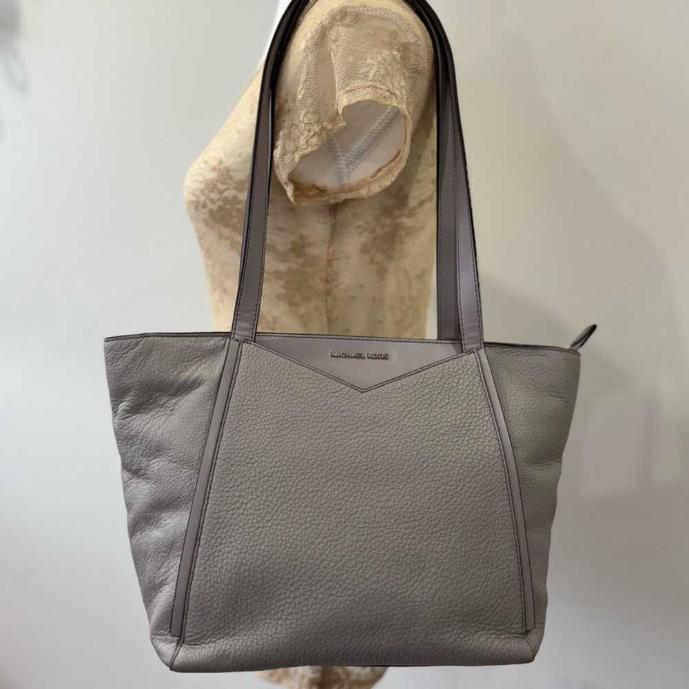NWOT Michael Kors Gray Pebbled Leather Tote